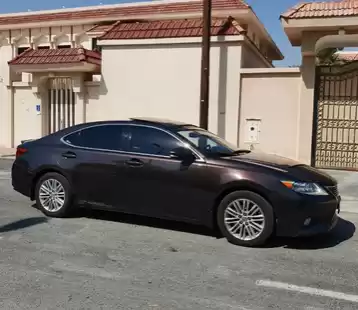 استفاده شده Lexus ES برای فروش که در دوحه #5365 - 1  image 